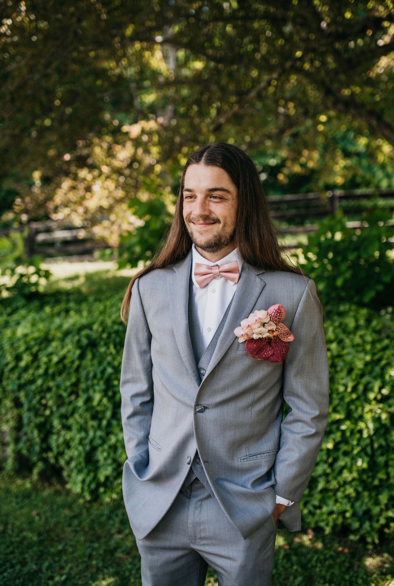Pocket-Square Boutonniere Sun Dragon Flower Farm Pocket-Square Boutonniere Sun Dragon Flower Farm